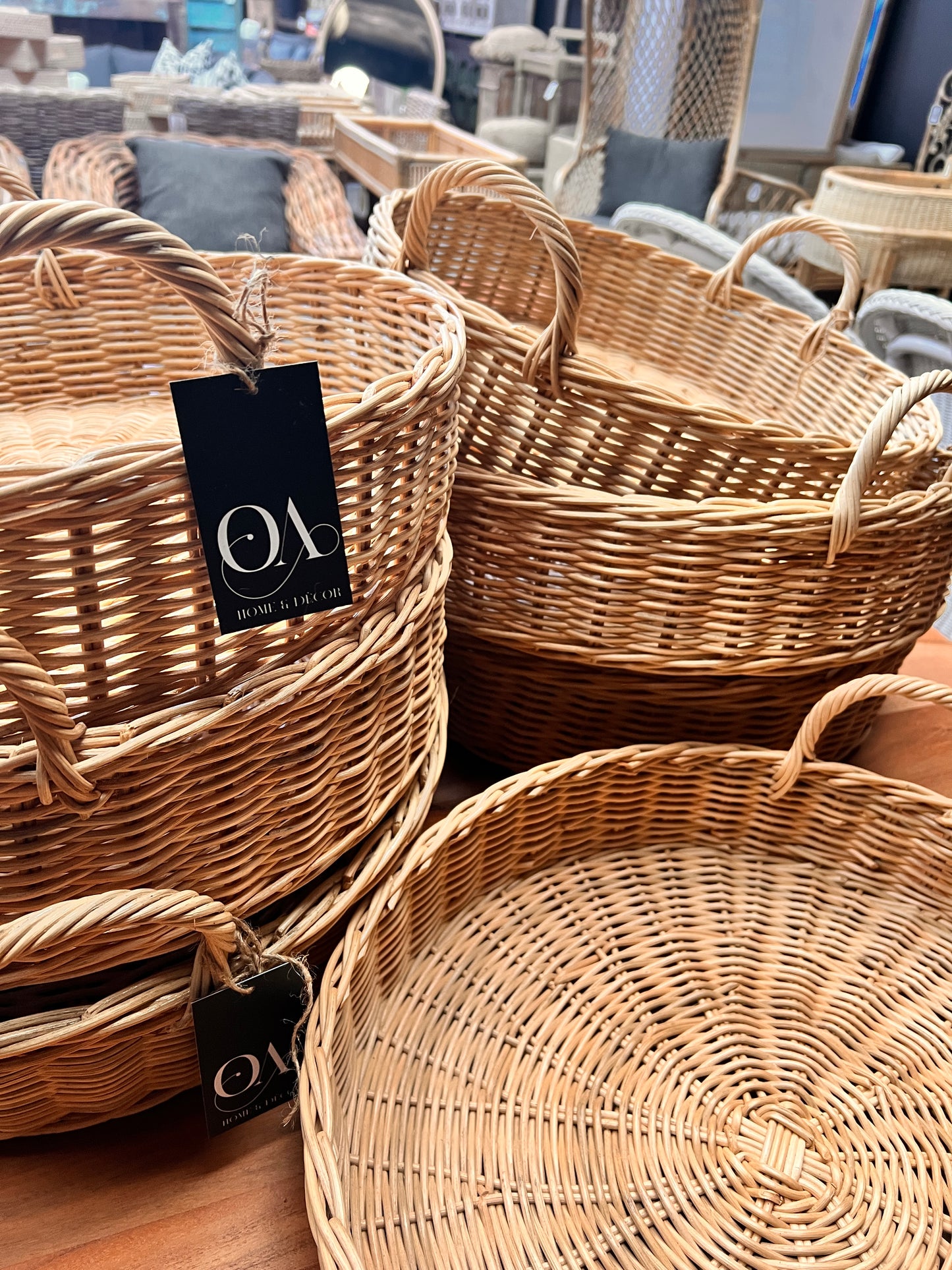 Round Wicker Tray